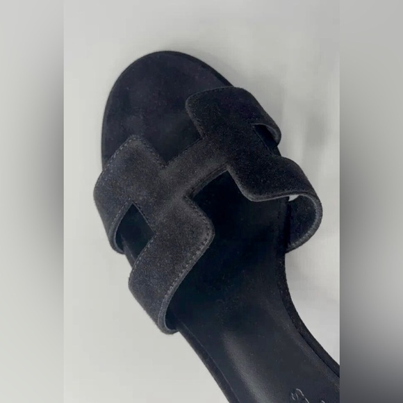 Hermes Oasis Velvet Sandals Black Suede Clear Heel RARE size 6.5 - Picture 6 of 9